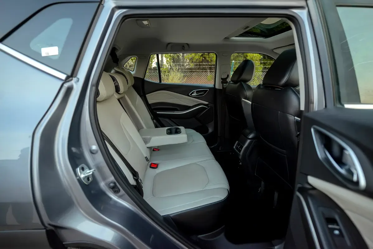 JAC JS4 1.5 CVT (136 حصان) - 13