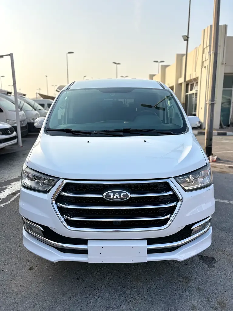 JAC M4 2.0 MT RWD (144 hp) - 3