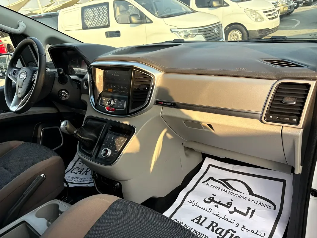 JAC M4 2.0 MT RWD (144 hp) - 12
