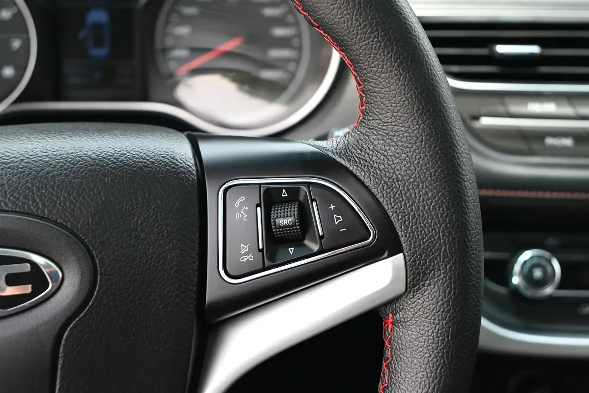 JAC S3 1.5 MT (116 hp) - 13