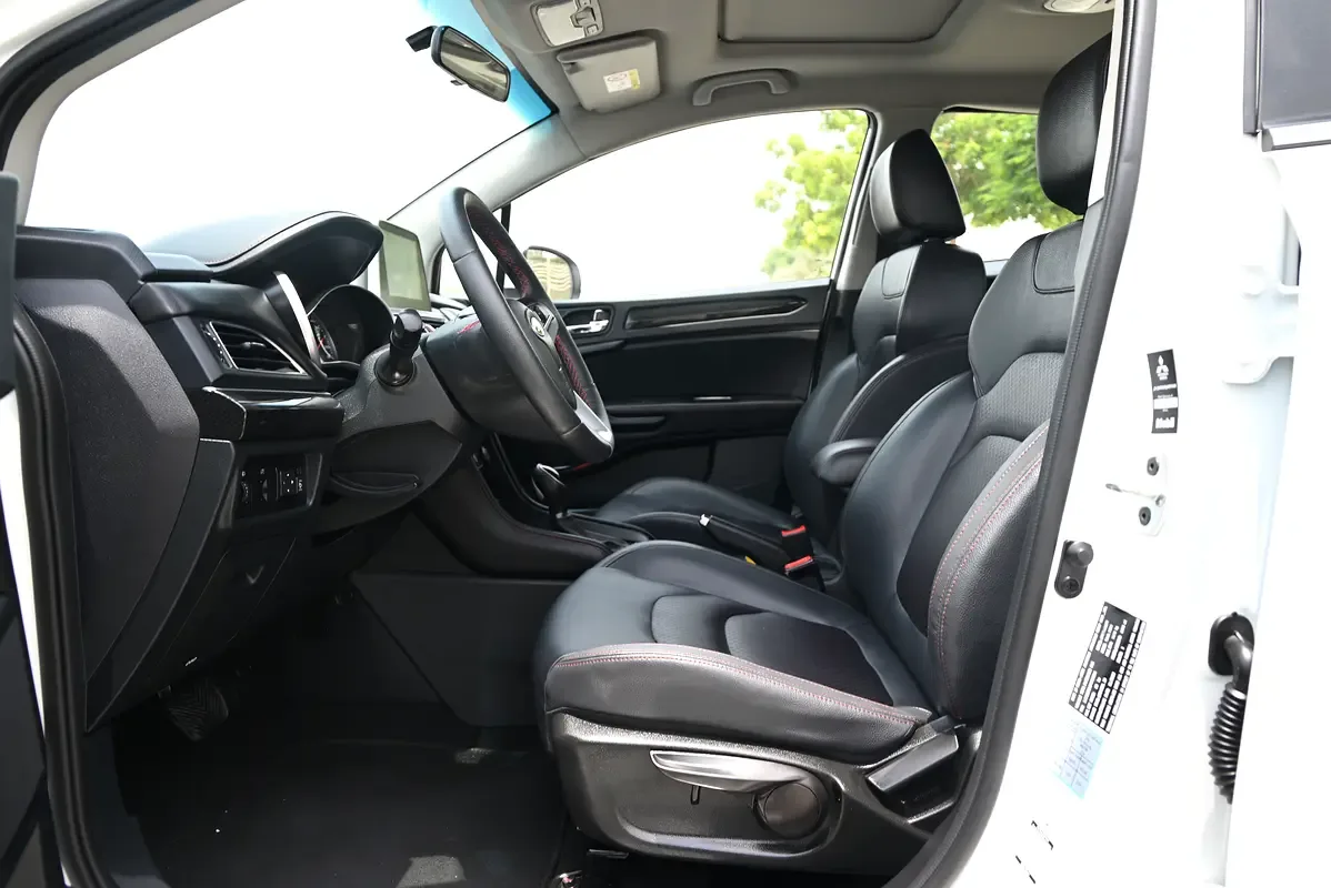JAC S3 1.5 MT (116 hp) - 11