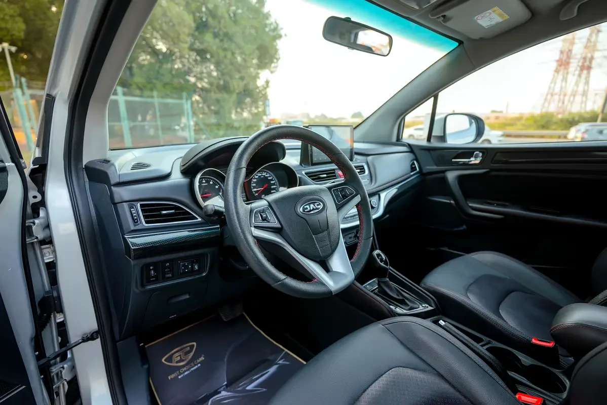 JAC S3 1.5 MT (116 حصان) - 14