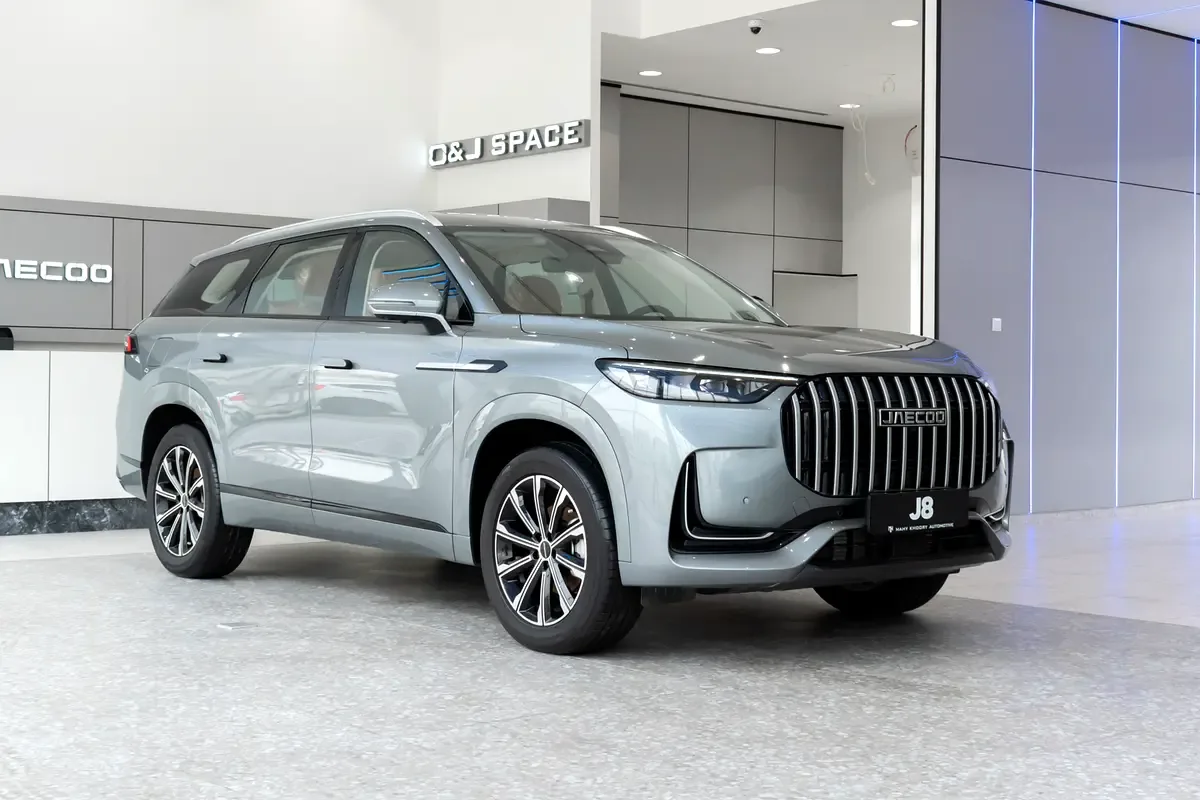 Jaecoo J8 2.0 AMT 4WD (249 hp)