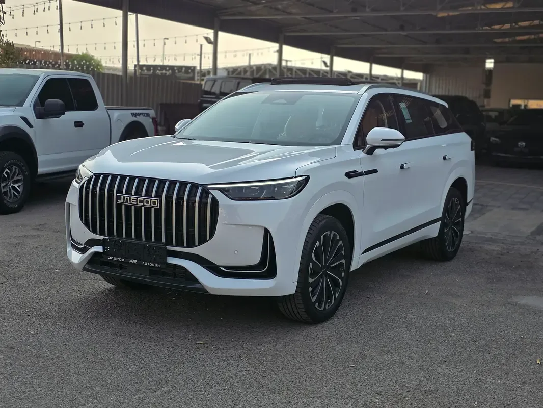 Jaecoo J8 2.0 AMT 4WD (249 hp)