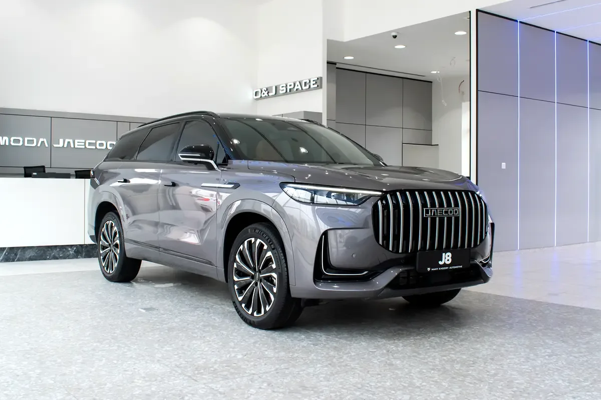 Jaecoo J8 2.0 AMT 4WD (249 hp) - 2