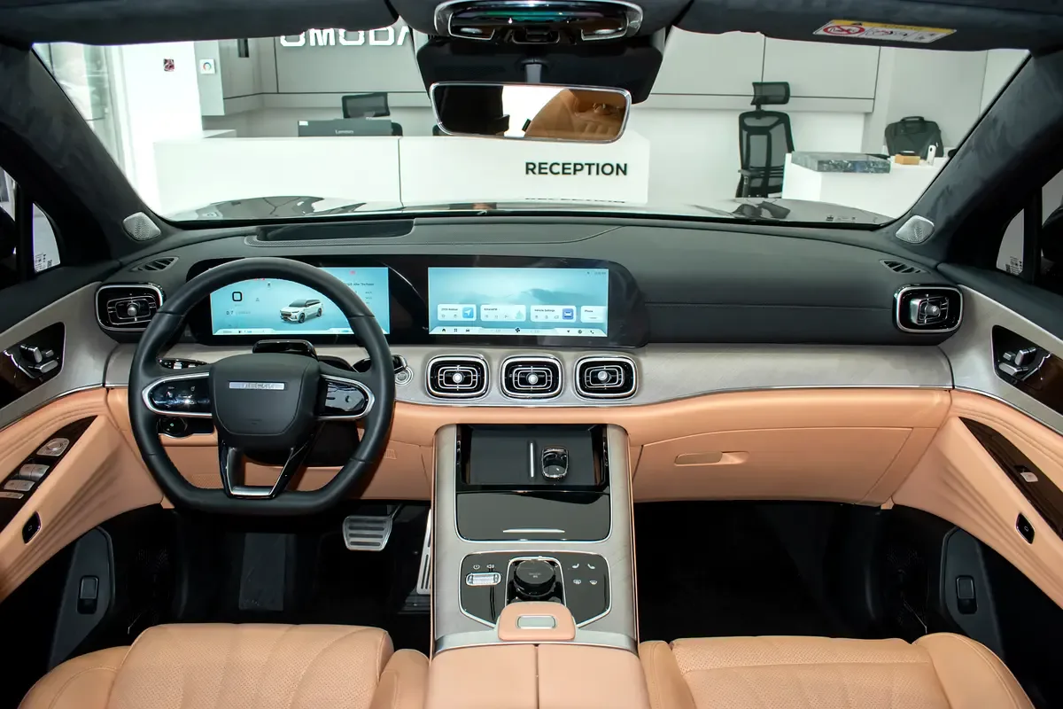 Jaecoo J8 2.0 AMT 4WD (249 hp) - 13