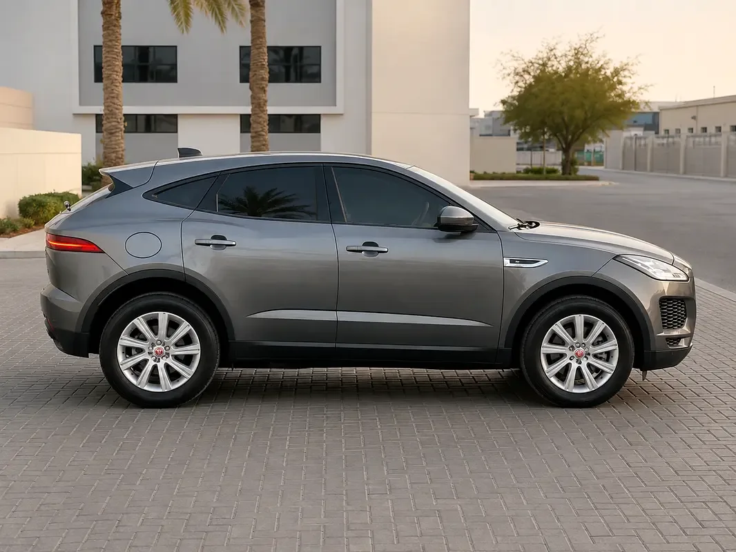 Jaguar E-Pace 2.0 AT AWD (249 hp) - 8