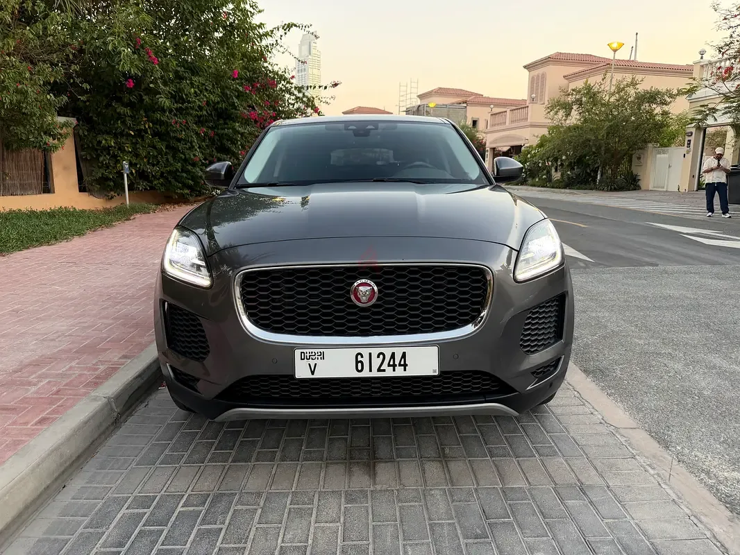 Jaguar E-Pace P200 AT AWD (200 hp)