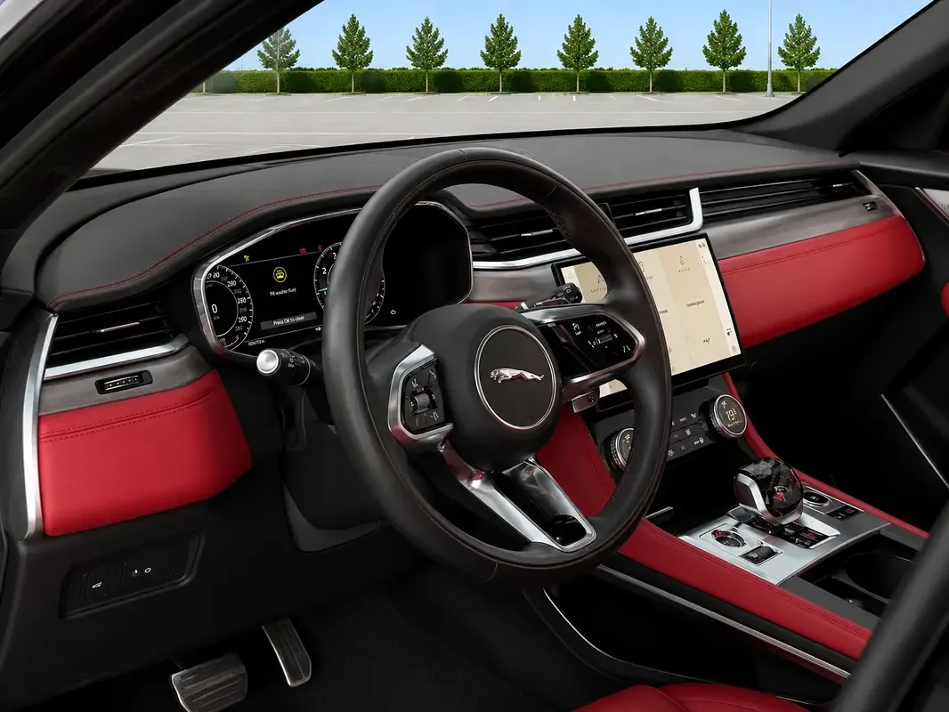 Jaguar F-Pace 2.0 AT 4WD (250 hp) - 4