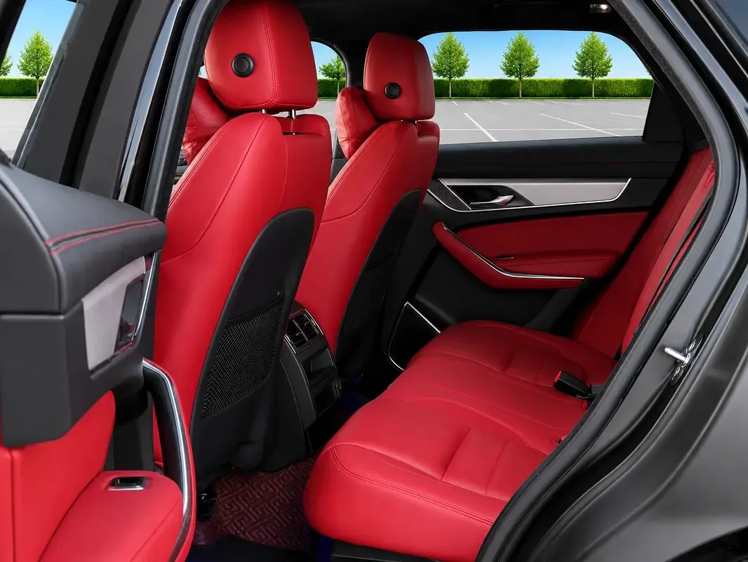Jaguar F-Pace 2.0 AT 4WD (250 hp) - 10
