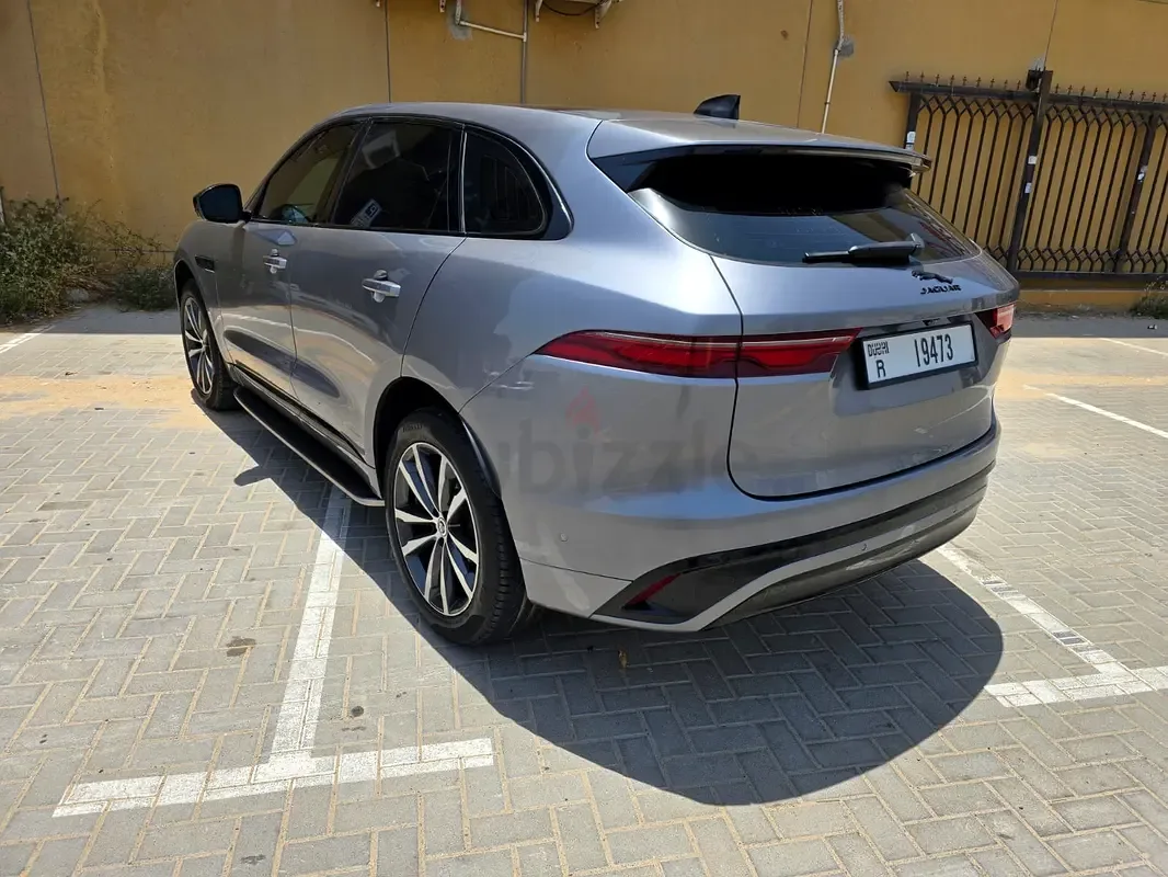 Jaguar F-Pace 2.0 AT 4WD (250 حصان) - 9