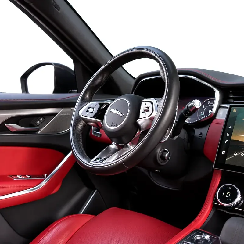 Jaguar F-Pace 2.0 AT 4WD (250 حصان) - 9
