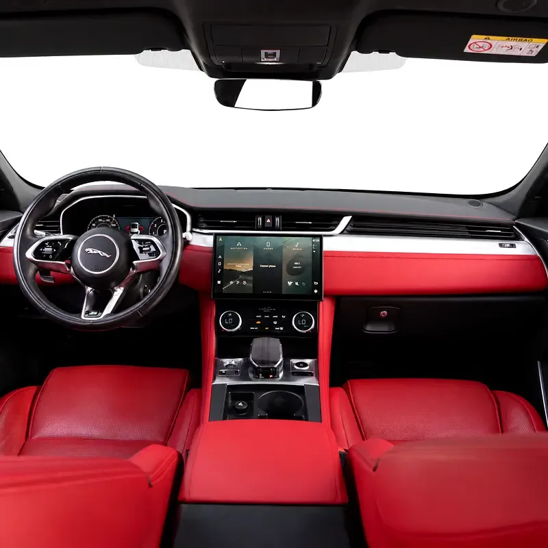Jaguar F-Pace 2.0 AT 4WD (250 حصان) - 10