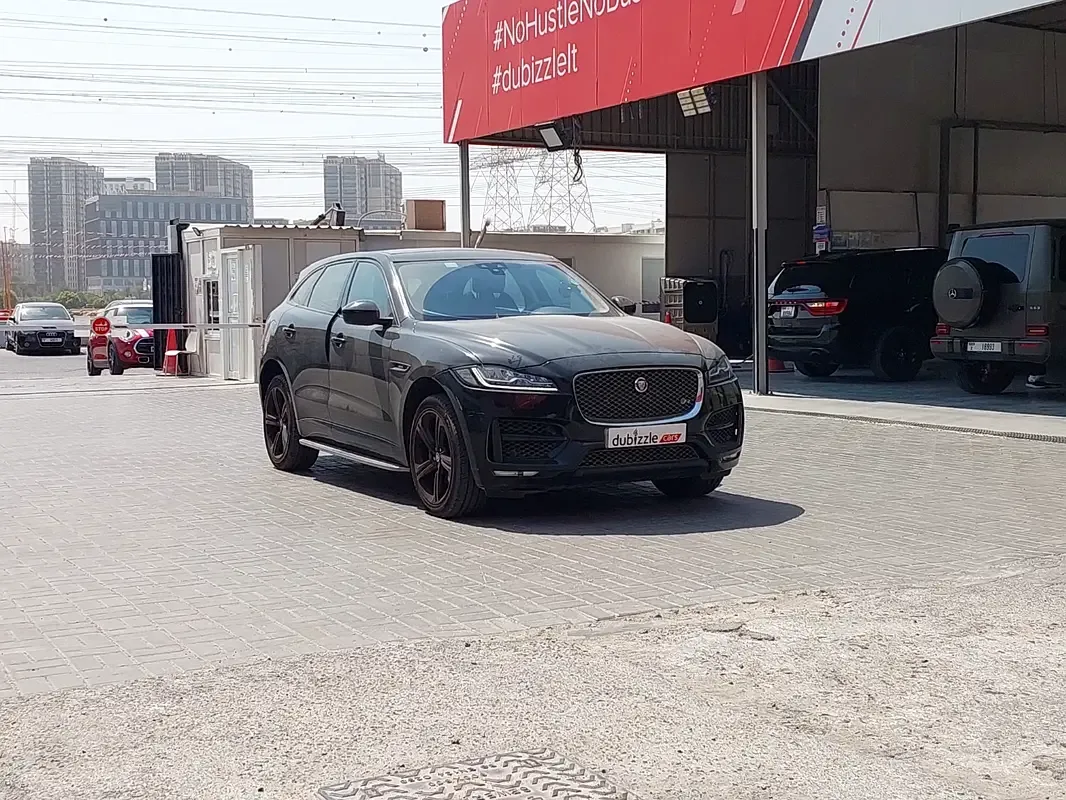 Jaguar F-Pace 2.0 AT AWD (249 hp)