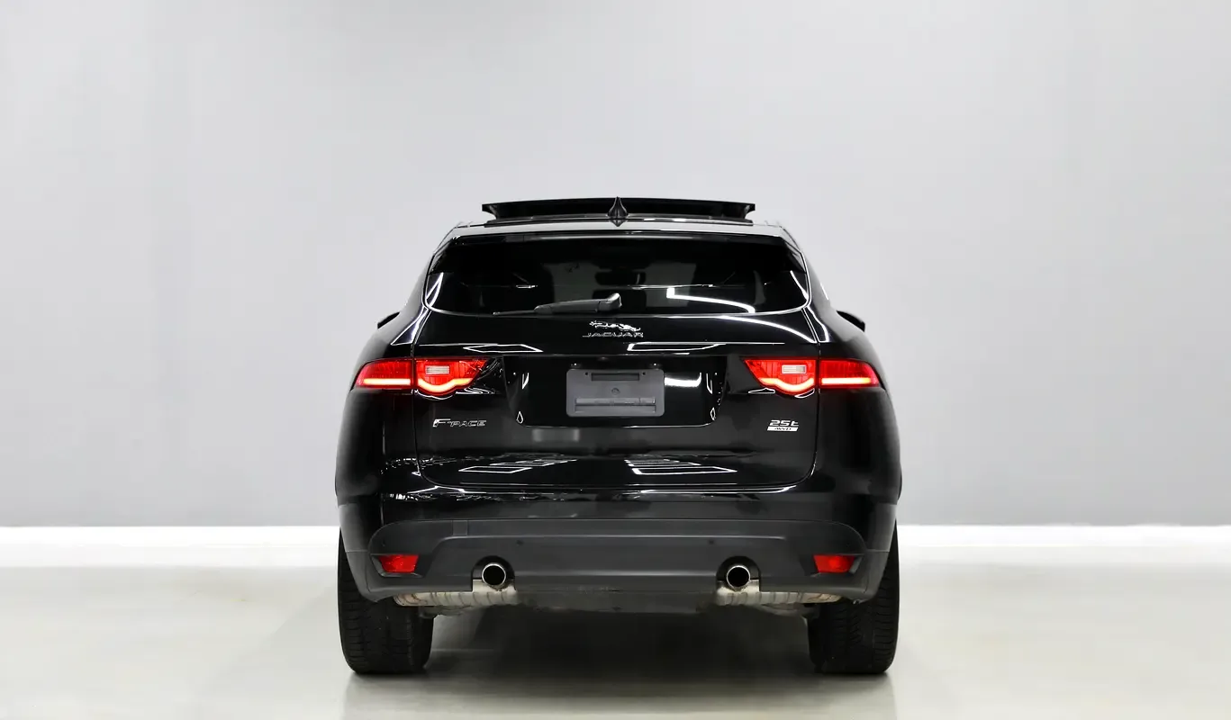Jaguar F-Pace 2.0 AT AWD (249 hp) - 5