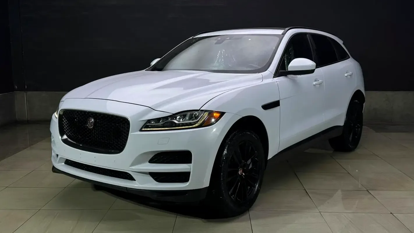 Jaguar F-Pace 2.0 AT AWD (249 hp) - 4
