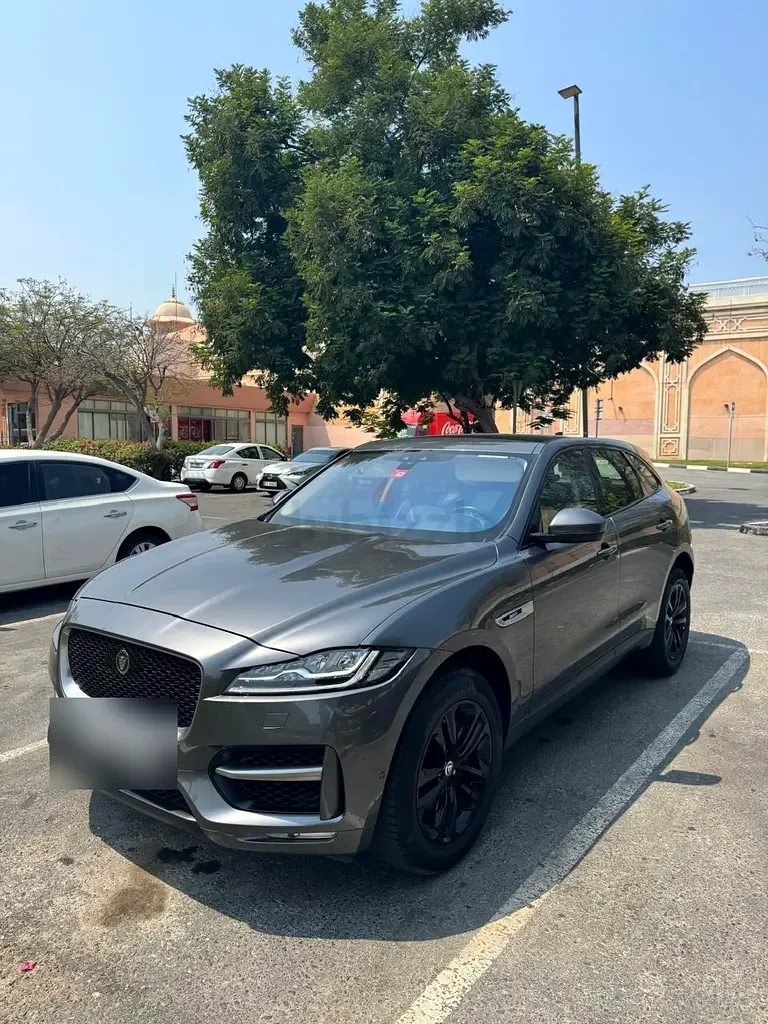 Jaguar F-Pace 2.0 AT AWD (249 حصان) - 5