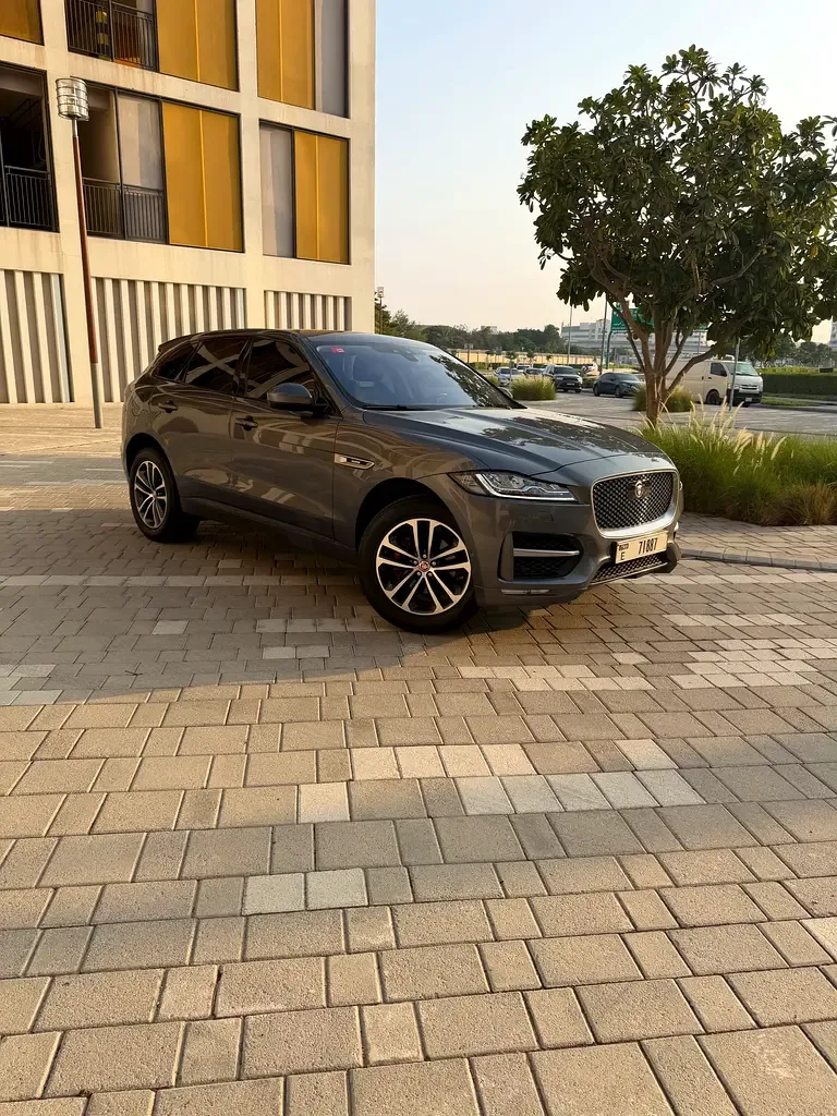 Jaguar F-Pace 2.0 AT AWD (249 hp) - 3