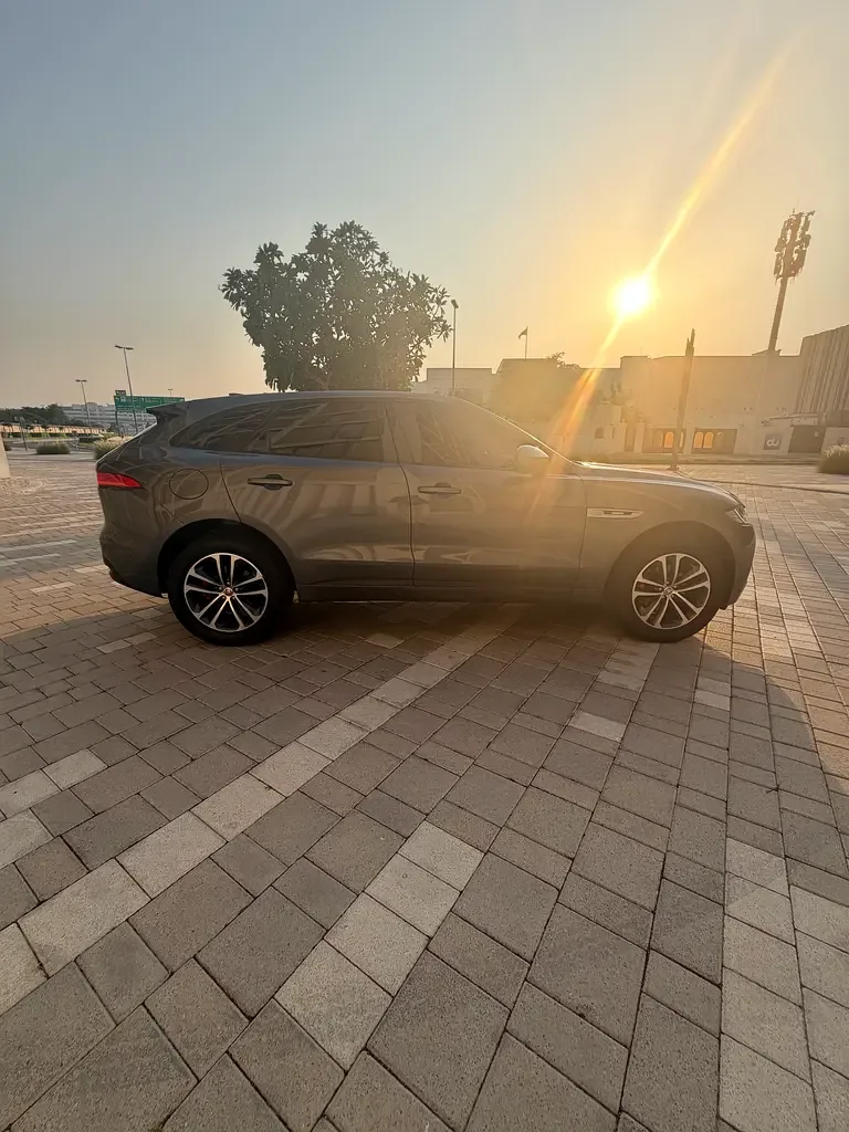 Jaguar F-Pace 2.0 AT AWD (249 hp) - 8