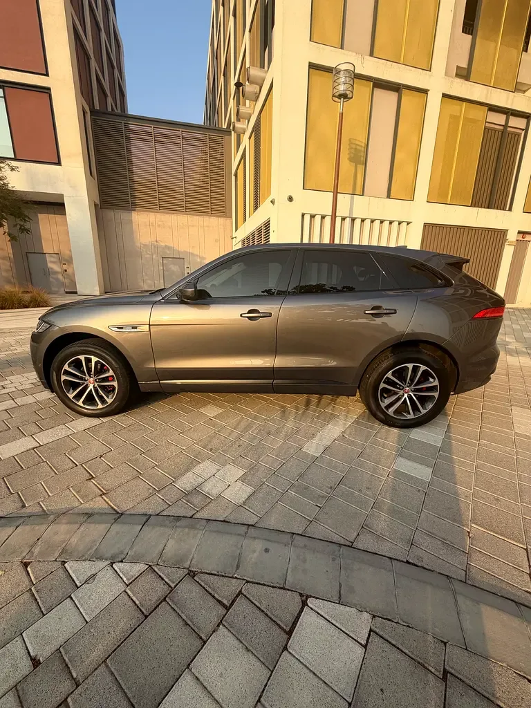 Jaguar F-Pace 2.0 AT AWD (249 hp) - 7