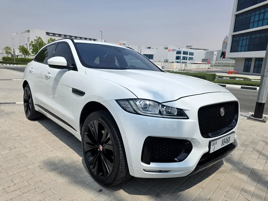 Jaguar F-Pace 3.0 AT AWD (340 hp)