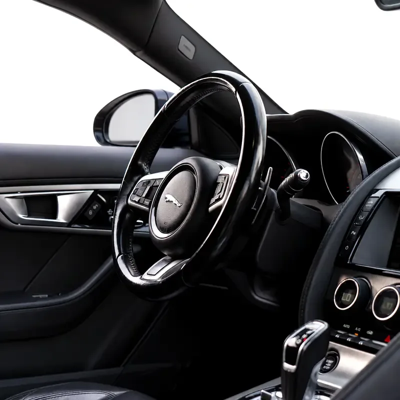 Jaguar F-Type 3.0 V6 AT (340 حصان) - 10