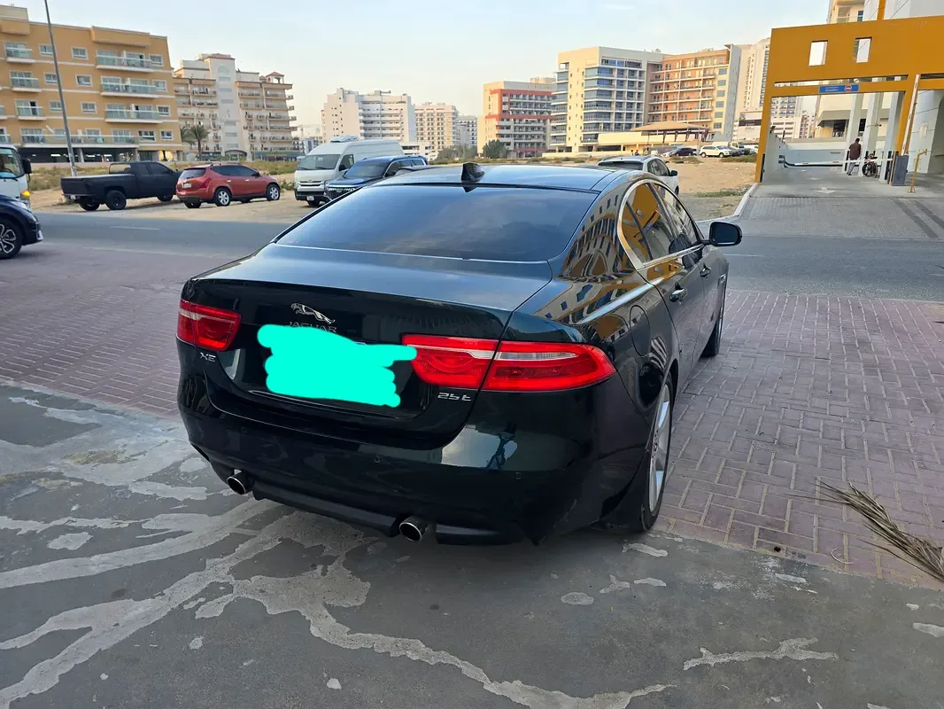 Jaguar XE 2.0 AT (200 حصان) - 6