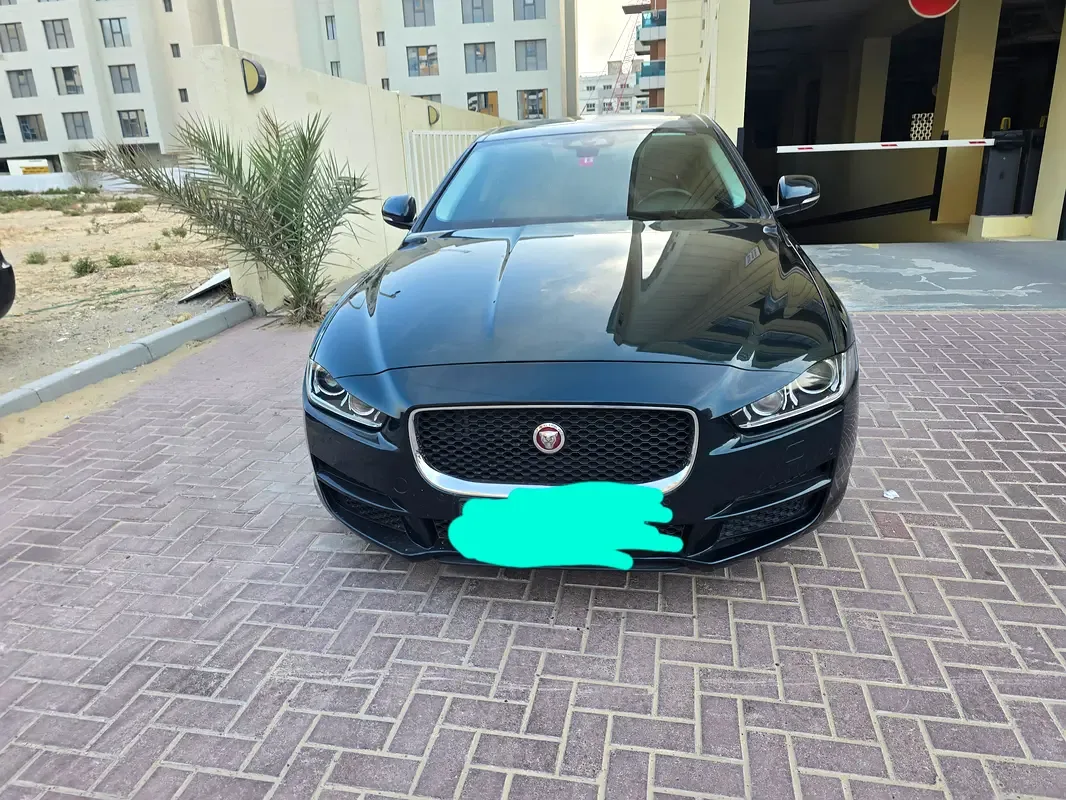 Jaguar XE 2.0 AT (200 حصان) - 8