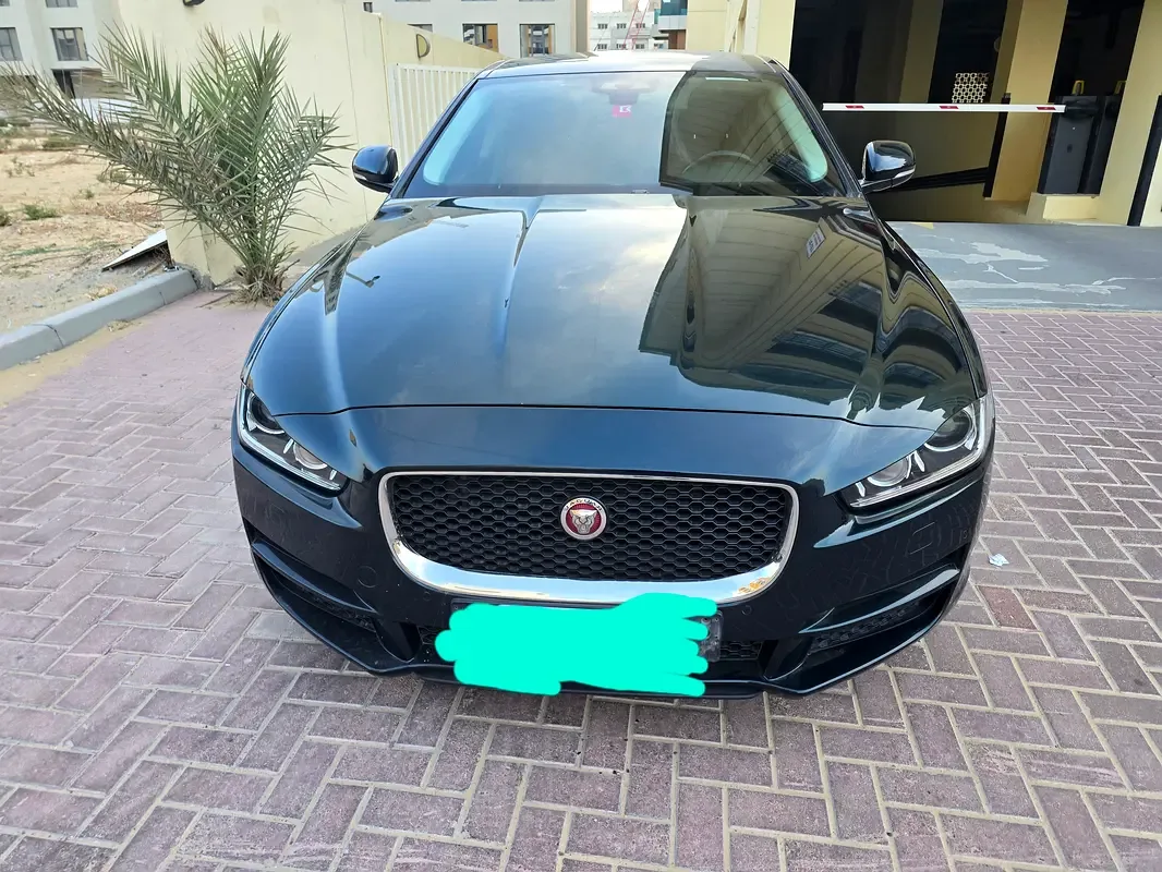Jaguar XE 2.0 AT (200 حصان) - 10