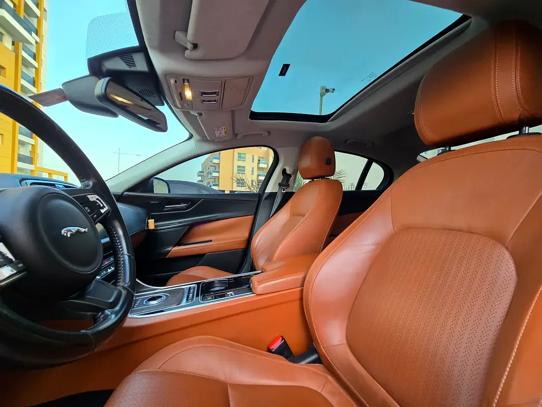 Jaguar XE 2.0 AT (200 حصان) - 16
