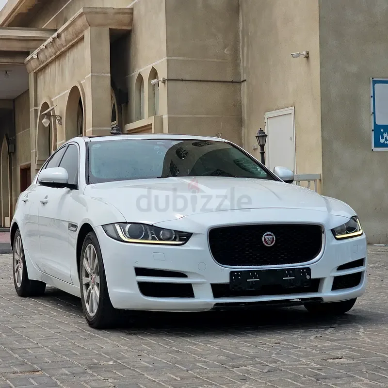 Jaguar XE 2.0 AT (250 hp)