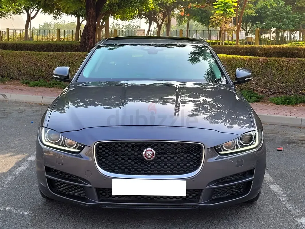 Jaguar XE 2.0 AT (250 hp)