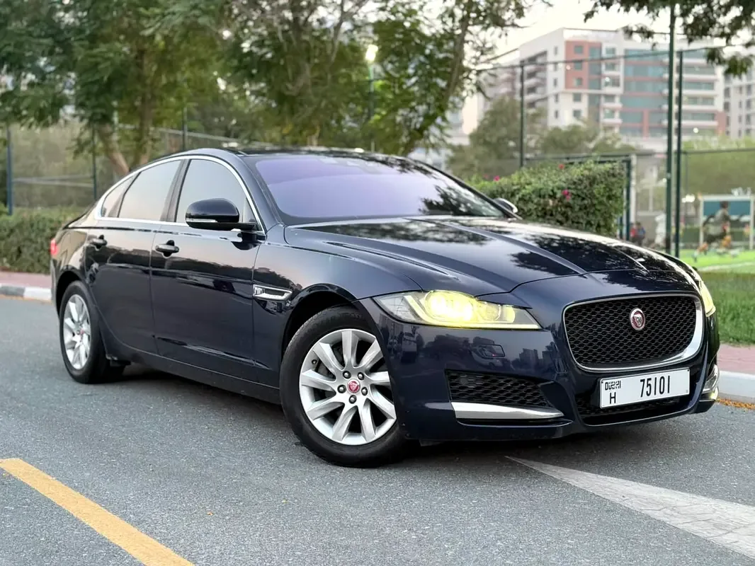 Jaguar XF 2.0 AT RWD (250 hp) - 5
