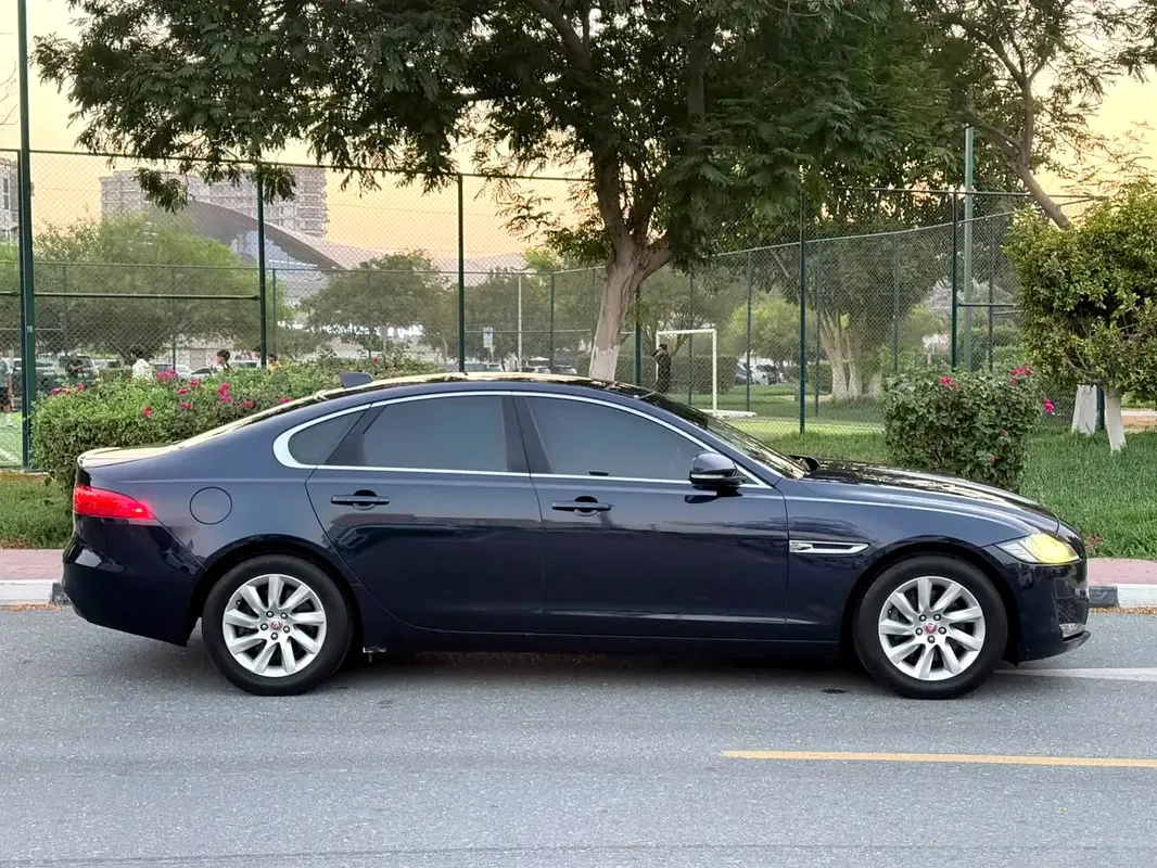 Jaguar XF 2.0 AT RWD (250 hp) - 7