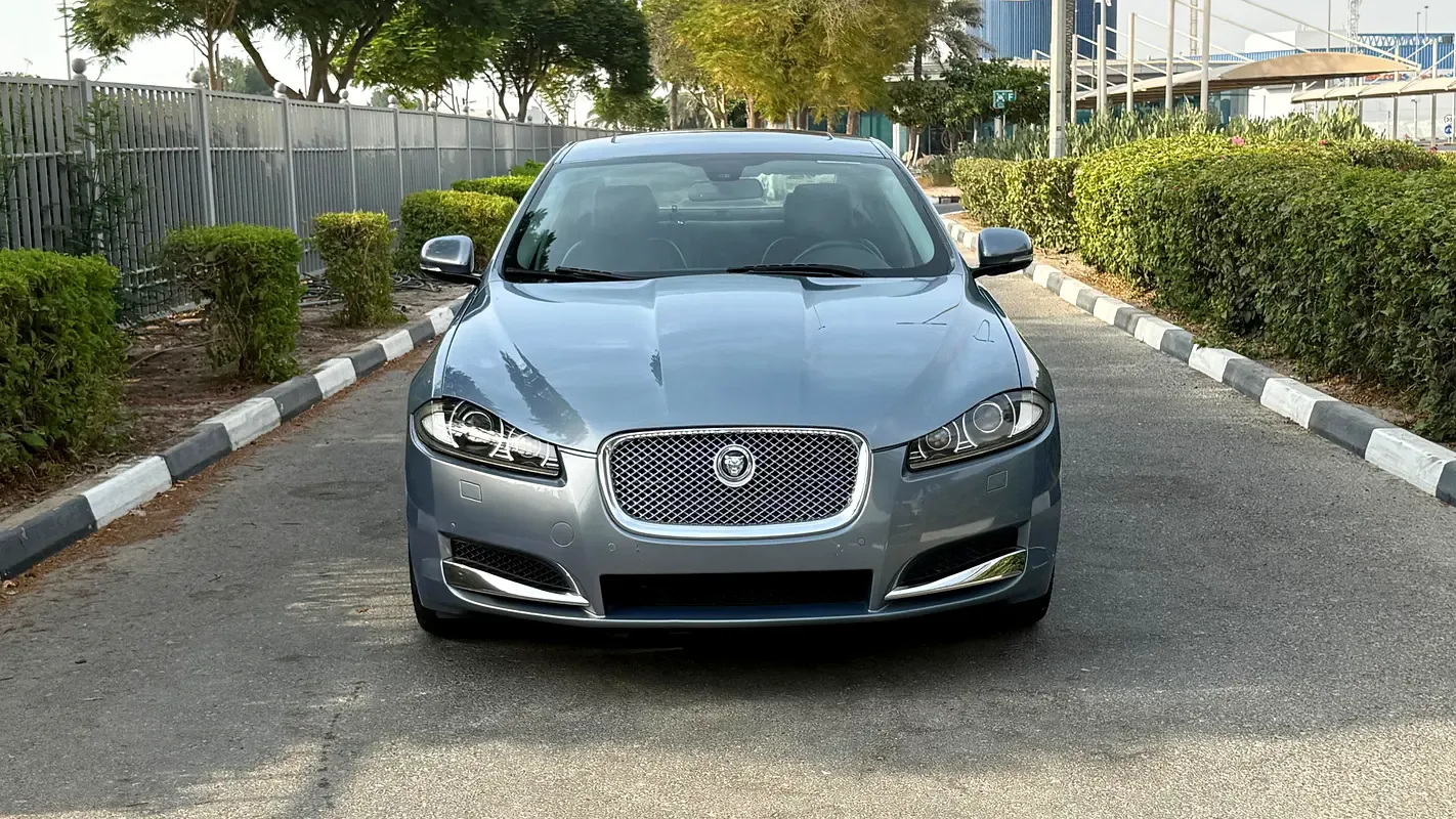 Jaguar XF 3.0 AT 4WD (340 hp) - 2