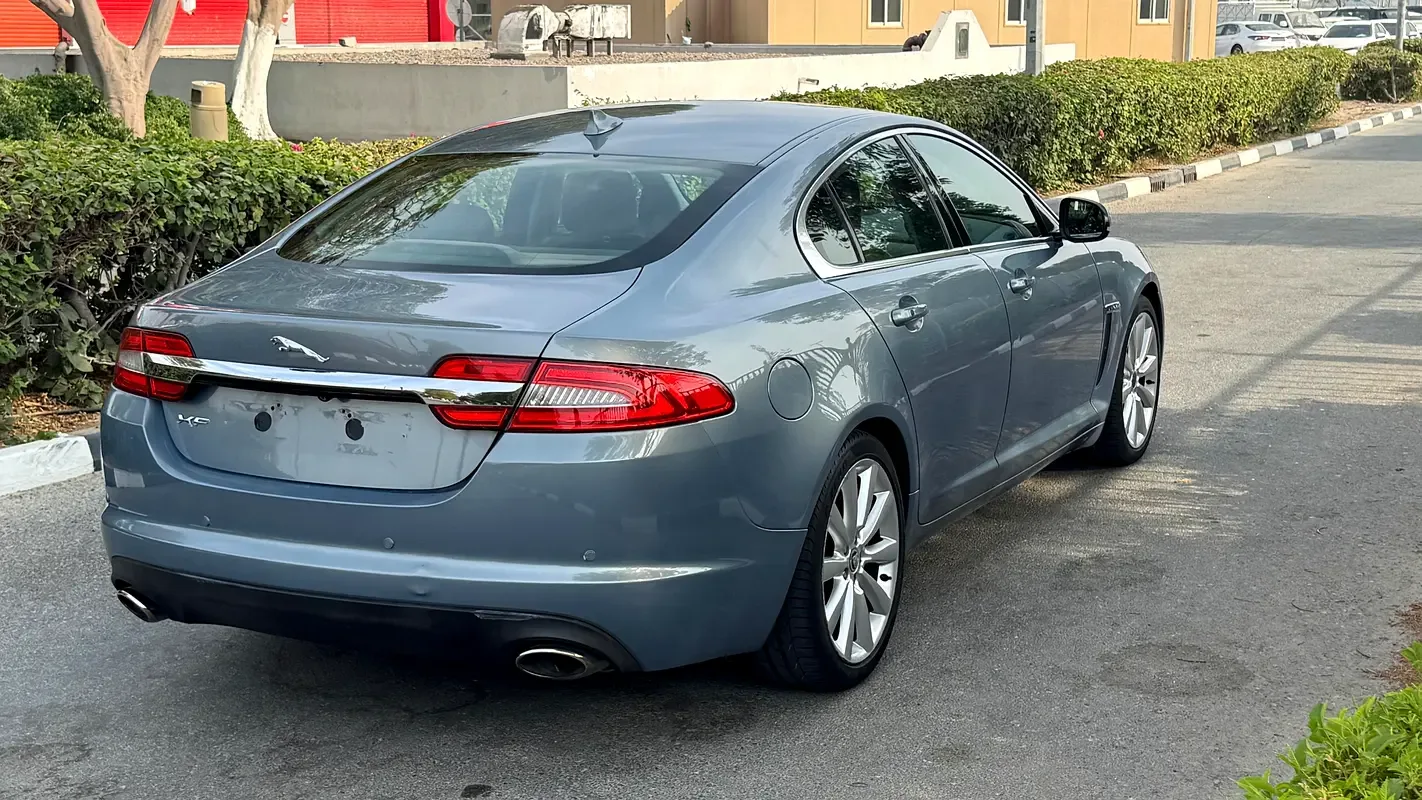 Jaguar XF 3.0 AT 4WD (340 hp) - 6