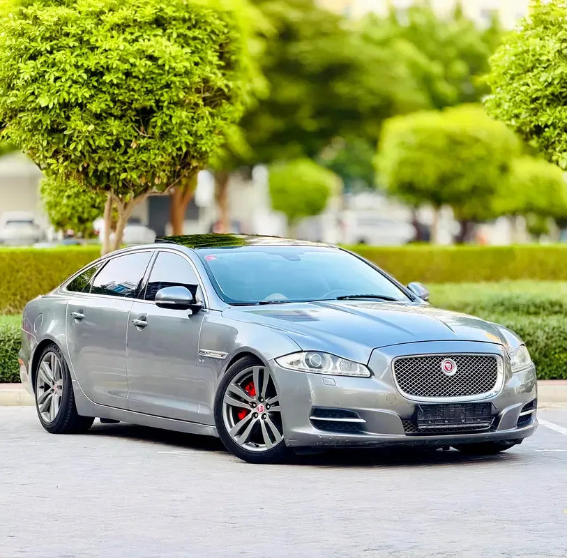 Jaguar XJ 3.0 AT LWB (275 hp)