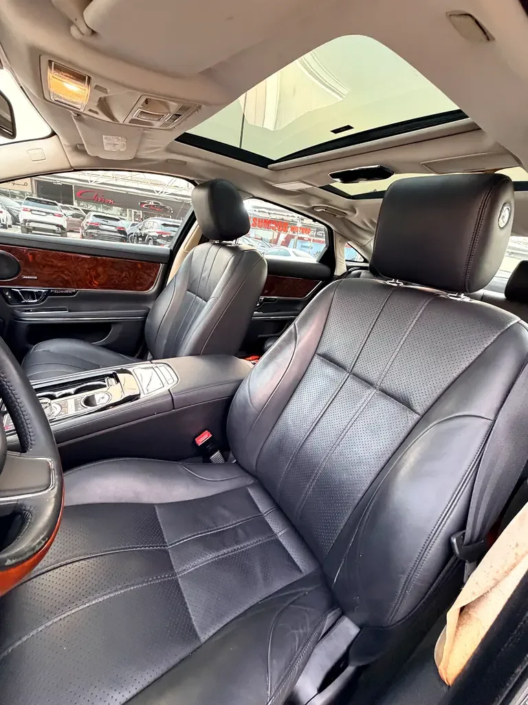 Jaguar XJ 3.0 AT LWB (275 حصان) - 15