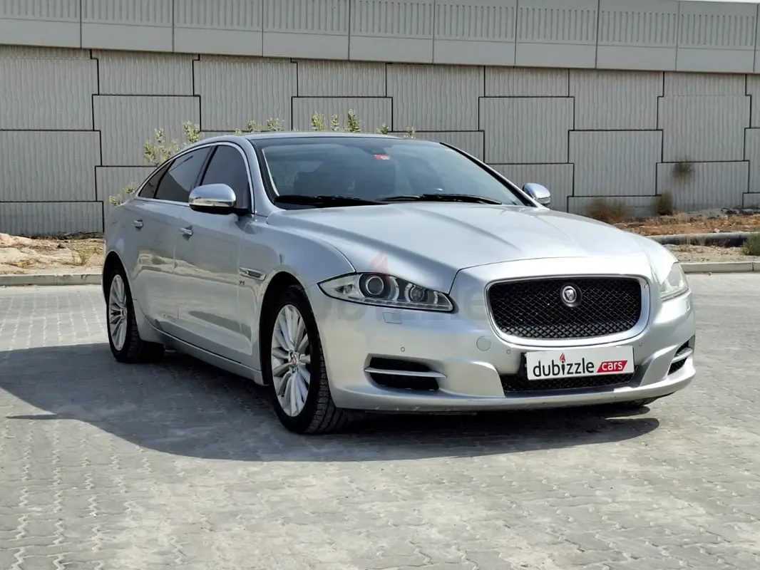 Jaguar XJ 3.0 AT LWB (275 hp)