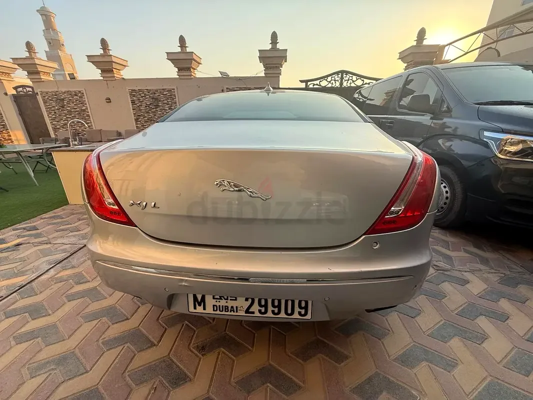 Jaguar XJ 5.0 AT LWB (385 hp) - 3