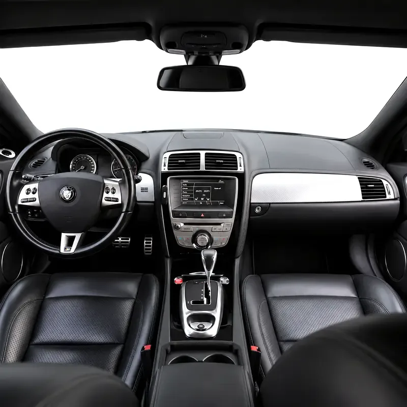 Jaguar XKR 4.2 AT (416 حصان) - 7