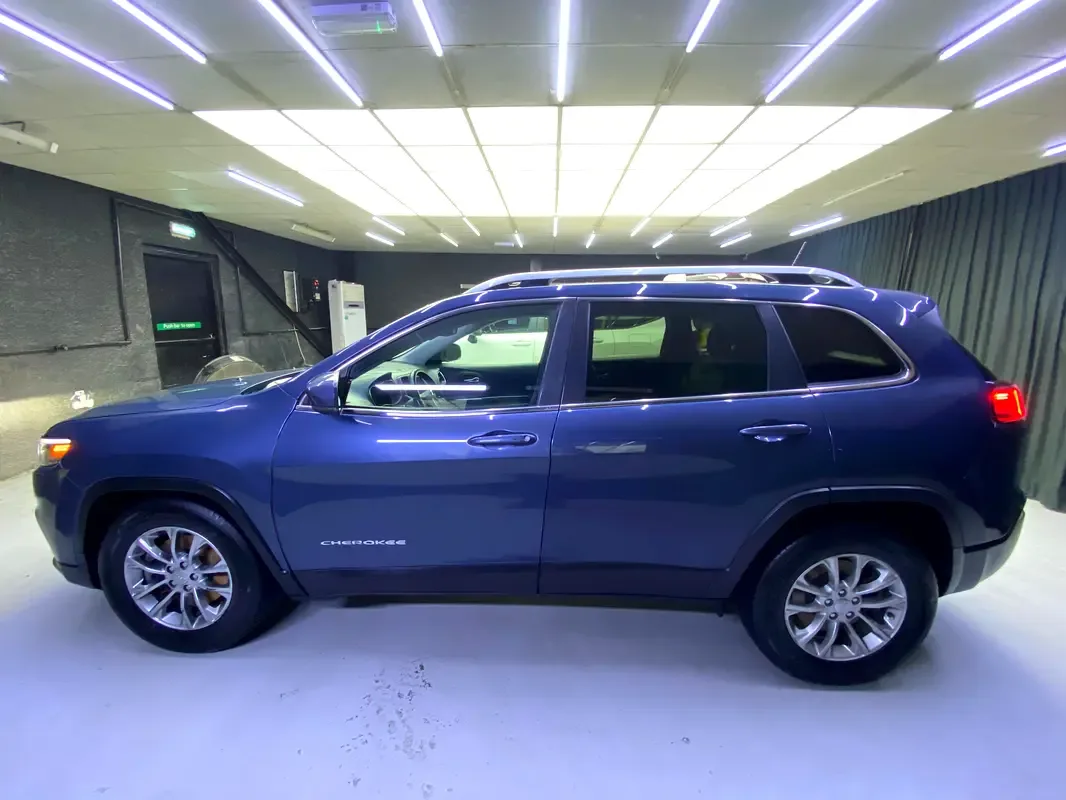 Jeep Cherokee 2.4 AT (177 hp) - 5
