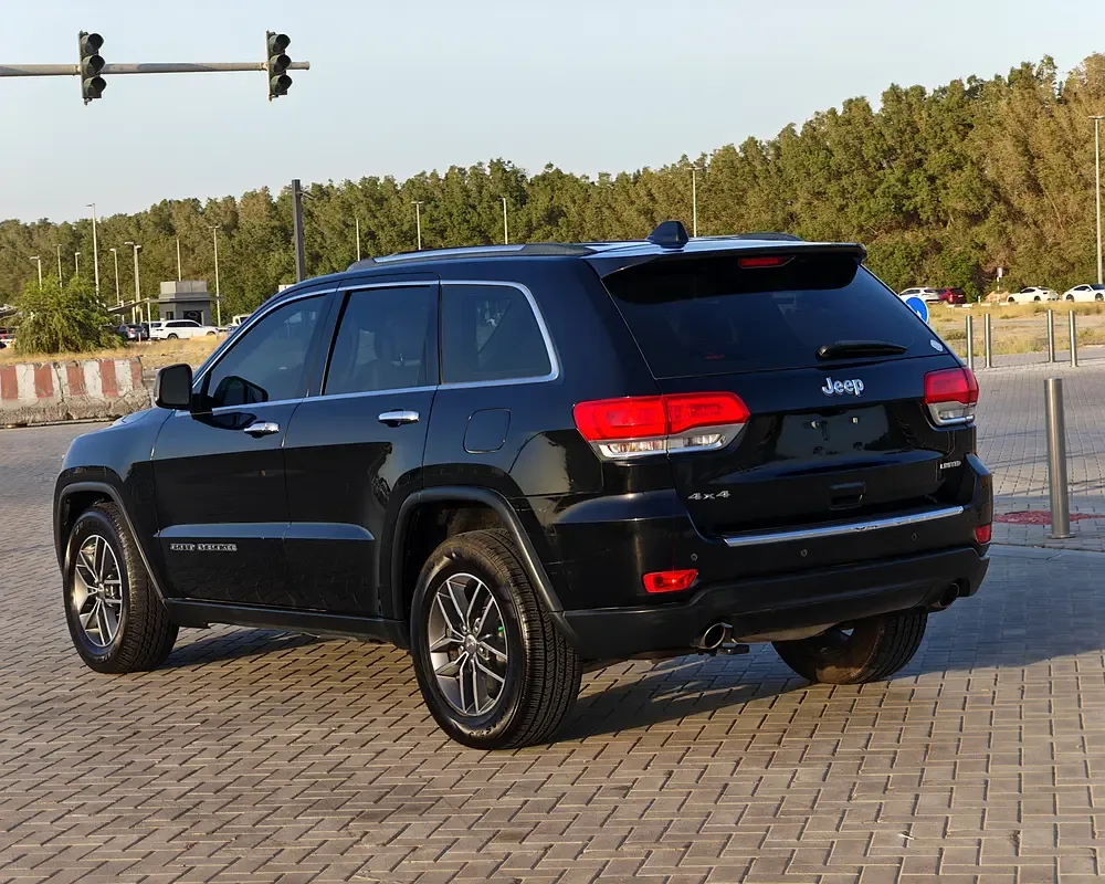 Jeep Cherokee 3.2 AT (271 hp) - 3
