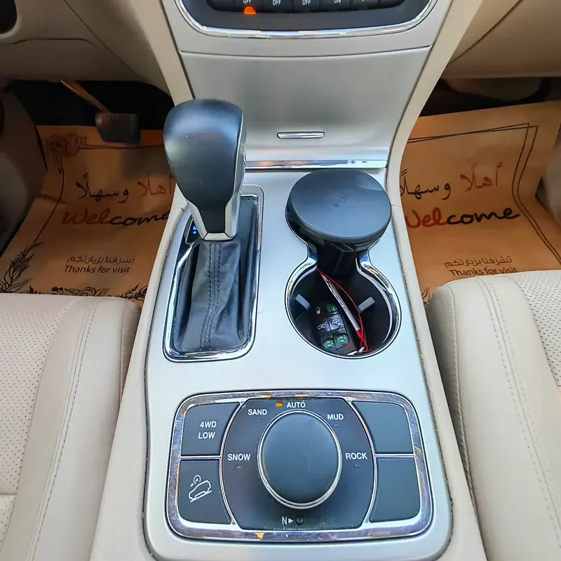 Jeep Cherokee 3.2 AT (271 hp) - 12