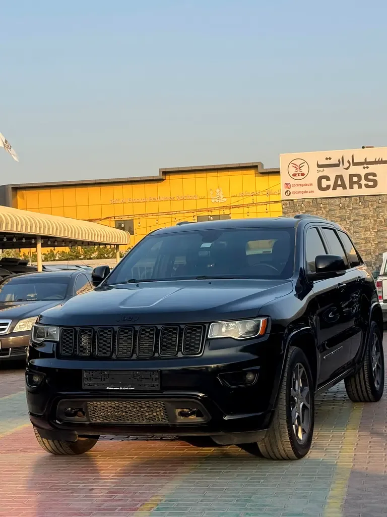 Jeep Cherokee 3.2 AT (272 hp)