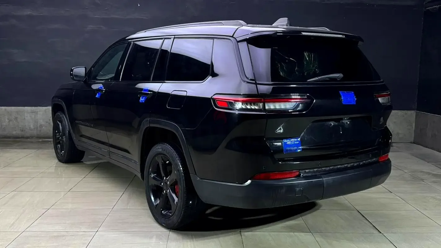 Jeep Cherokee 3.2 AT (272 hp) - 3