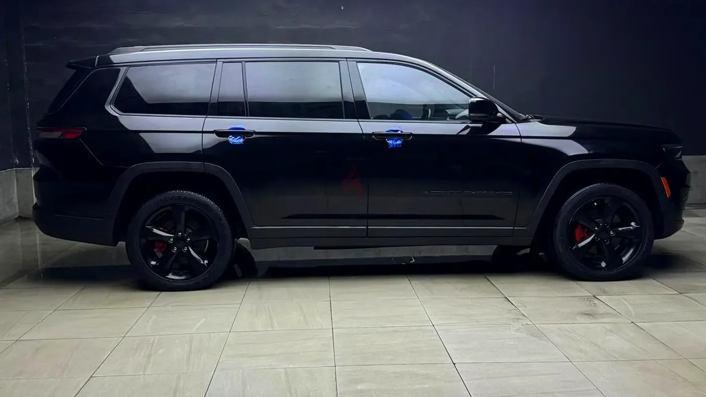 Jeep Cherokee 3.2 AT (272 hp) - 13