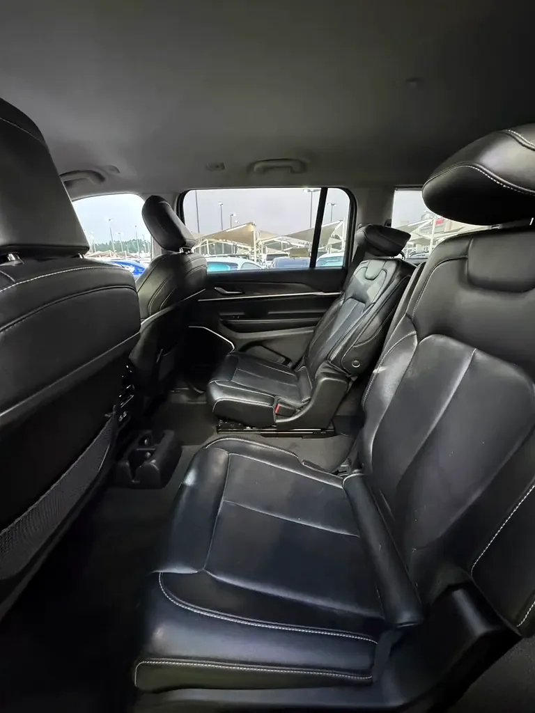Jeep Cherokee 3.2 AT (272 حصان) - 10