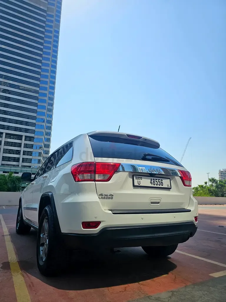 Jeep Cherokee 3.7 AT (205 حصان) - 4