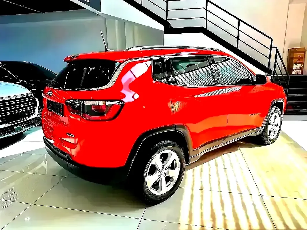 Jeep Compass 2.4 AT 4WD (180 hp) - 4